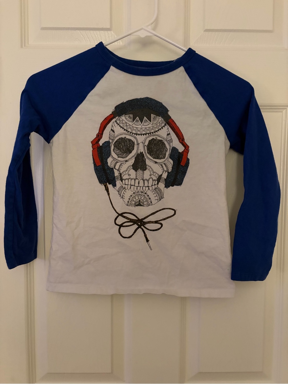 GAP White & Blue Long Sleeve Tee with Skull Headphones Graphic